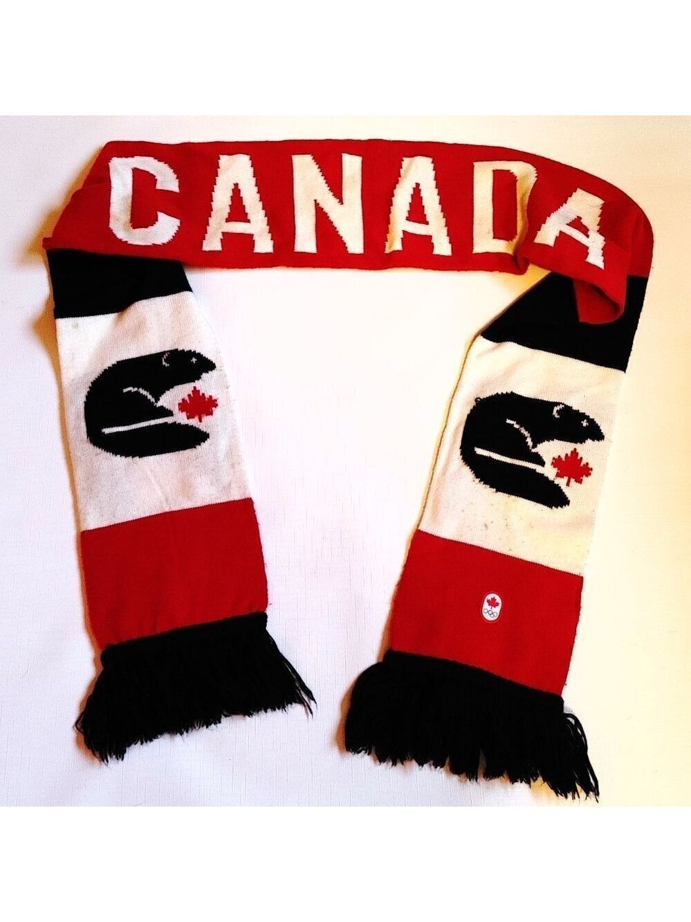 2014 Sochi Olympic Team Canada Scarf Preowned HBC Scarf 💚❤️💛💙